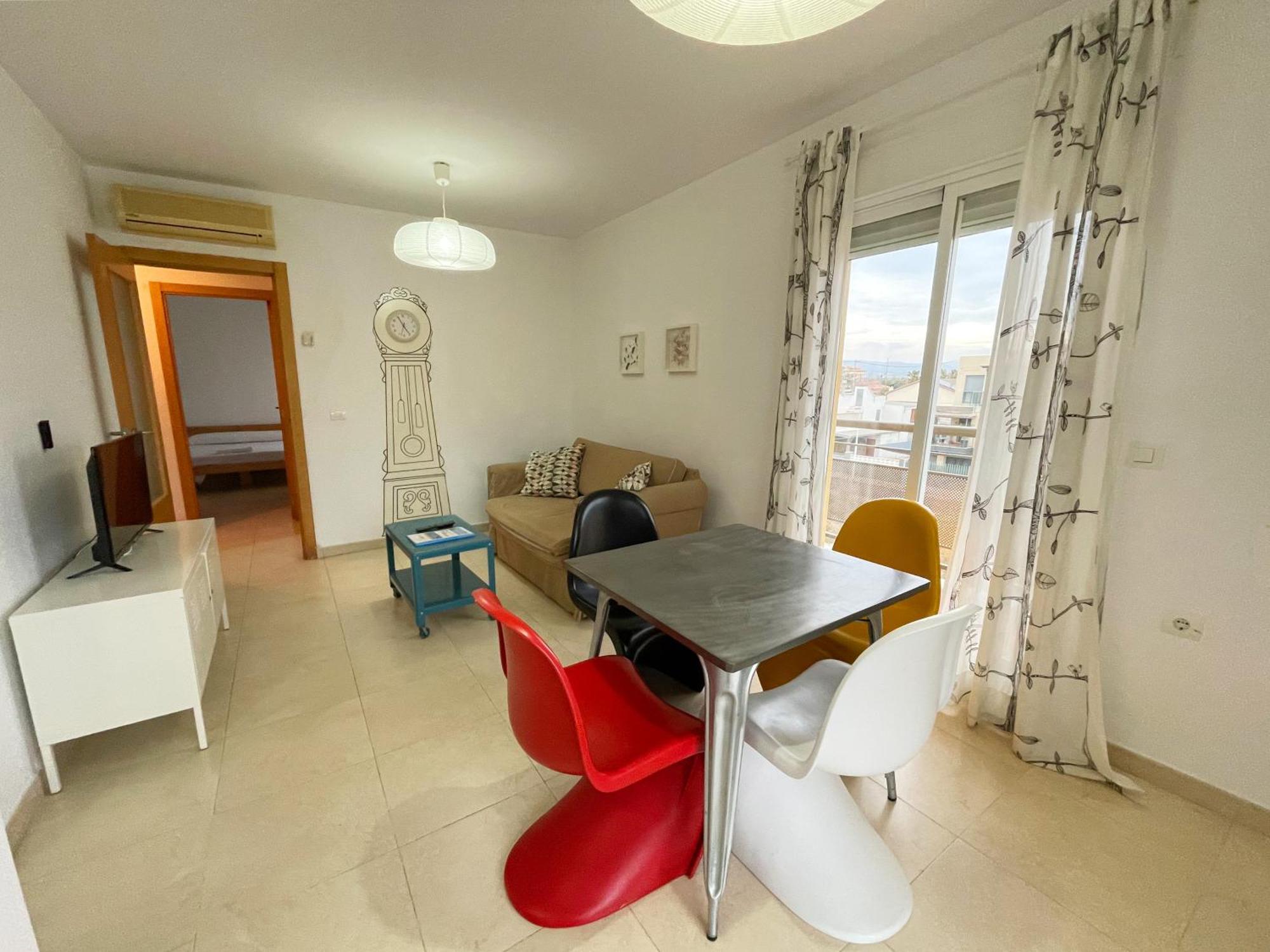 Apartamento Almendros 3000 *